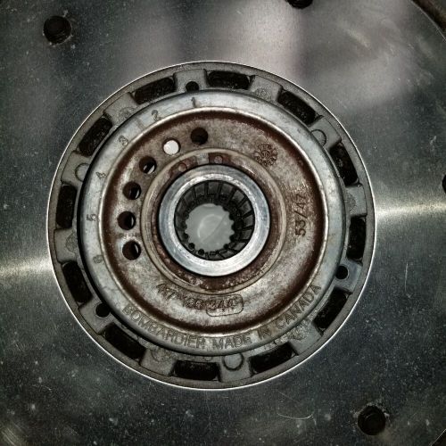 2001-2003 summit 800 mxz ski-doo oem secondary driven clutch 417126523