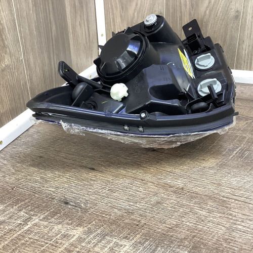 Headlight For 2005-2010 Kia Sportage Driver Side w/ bulb - Untested - Parts Only, US $65.00, image 3