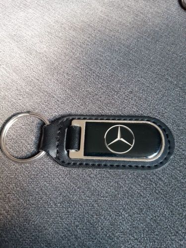 Genuine Mercedes Cheshire Oaks leather Keyring, US $, image 3