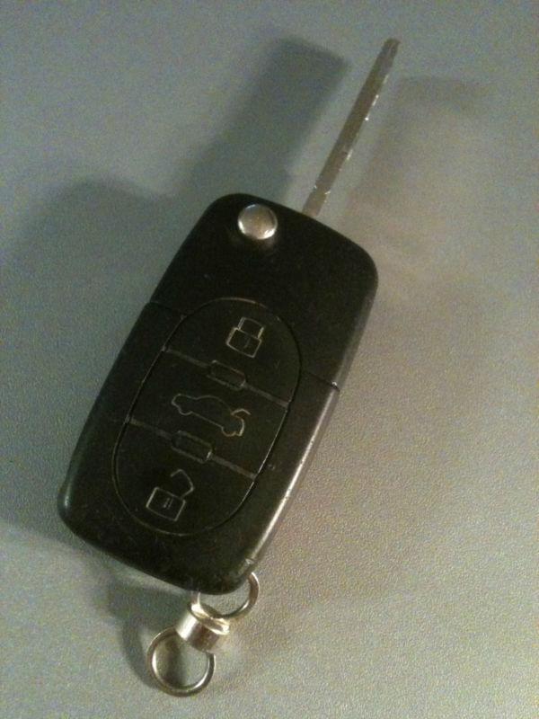 00 - 02 audi a4 s4 keyless entry remote 8z0 837 231 b