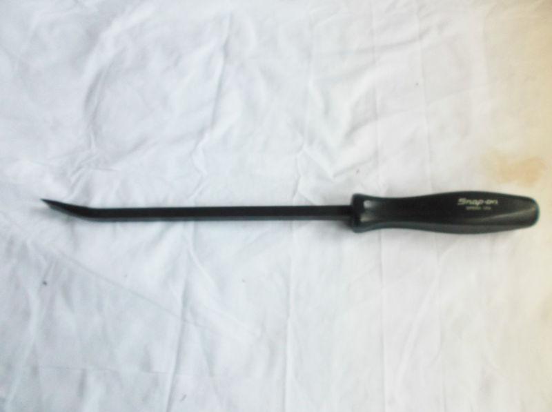 Snap-on 18" pry bar black handle