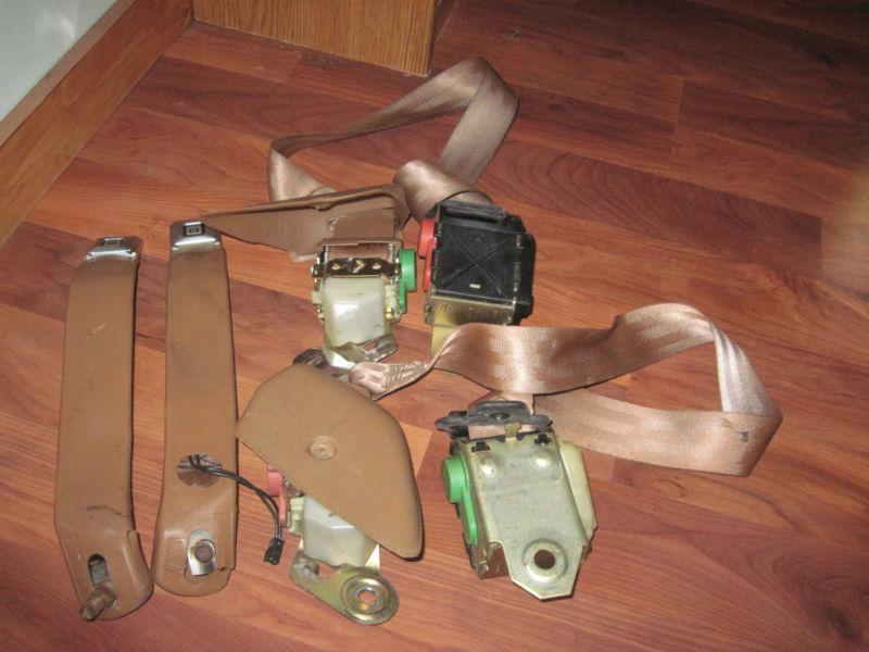 1989 buick reatta complete seat belt set browwn in color very nice 