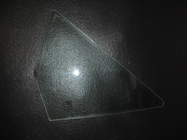 1994 cutlass convertible right side / passenger stationary side glass