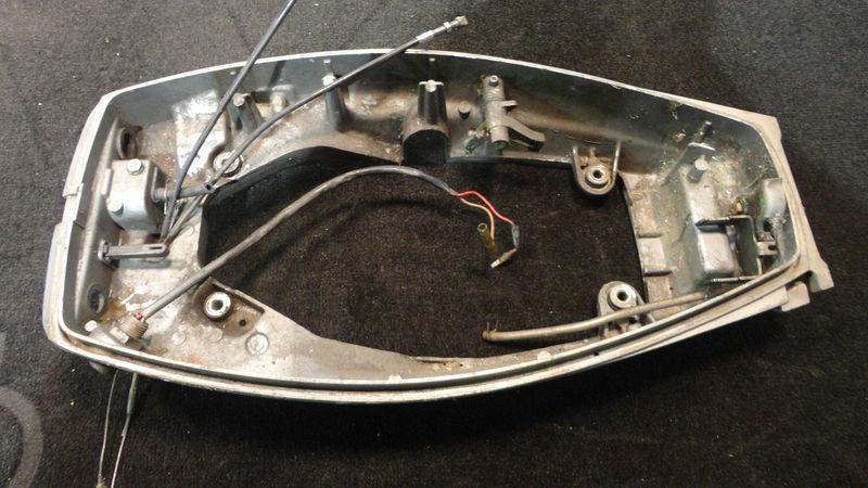 Bottom cowl assy #689-w4271-00-ek for 1987 yamaha 25hp 2 stroke outboard motor