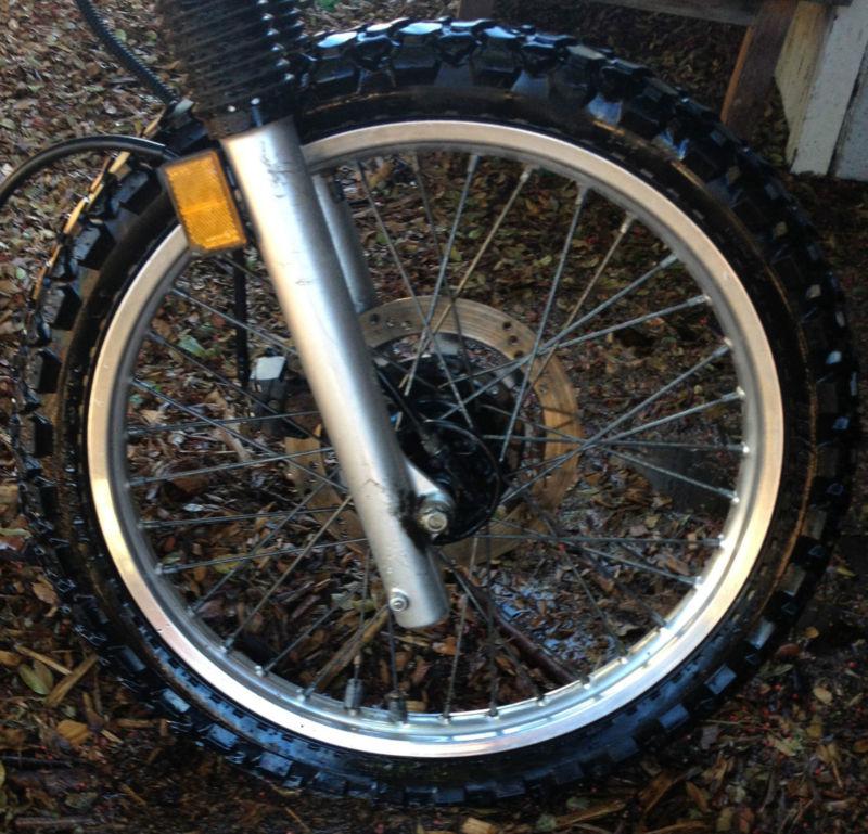 Sell Kawasaki KLR650 Front Wheel w dunlop k750 90/9021 in Torrance
