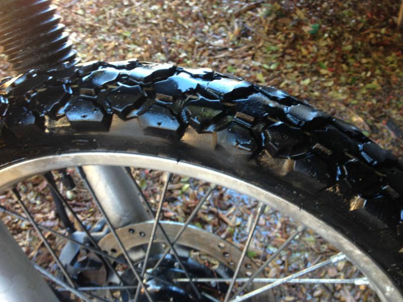 Sell Kawasaki KLR650 Front Wheel w dunlop k750 90/9021 in Torrance