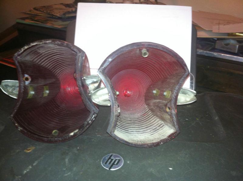 1955 Olds 98 USED Tail Light Lenses with Medallions (2) and one without, US $2.95, image 3