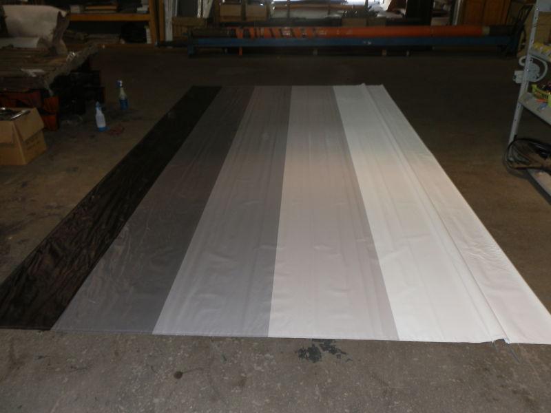 Rv 15' 11" wide x 91" tall dometic awning white/tan/grey/black