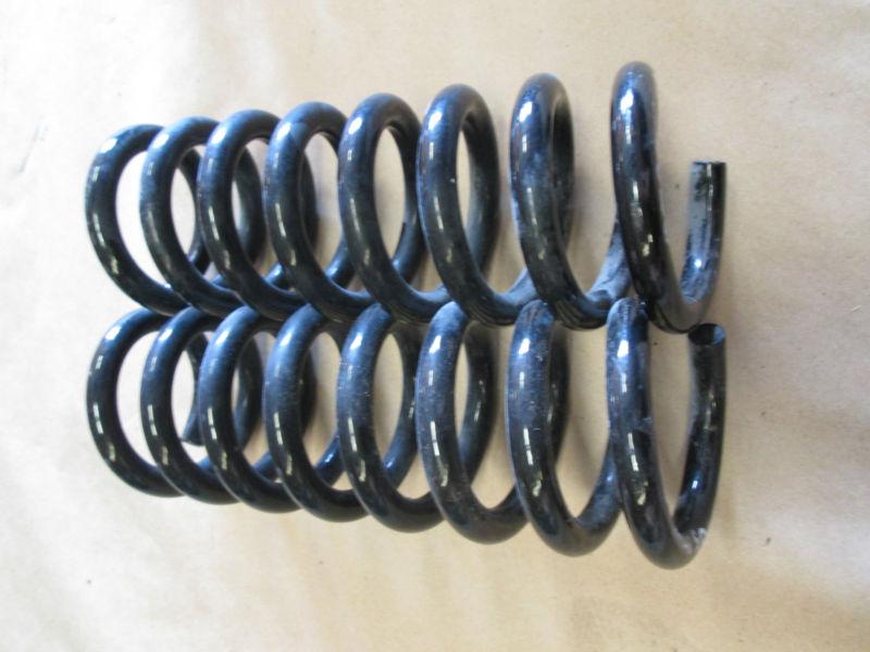 2005 chrysler crossfire srt6 rear coil spring set left and right  oem 2pc