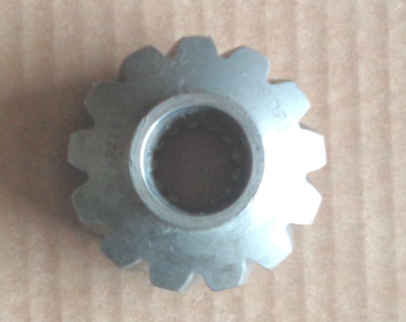 Mercruiser pinion gear for counter rotating outdrives p/n 828071