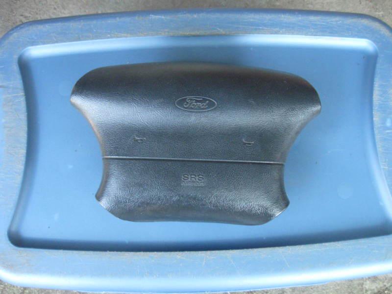 Sell FORD EXPLORER DRIVER AIRBAG LEFT 9501 Original OEM in Erie
