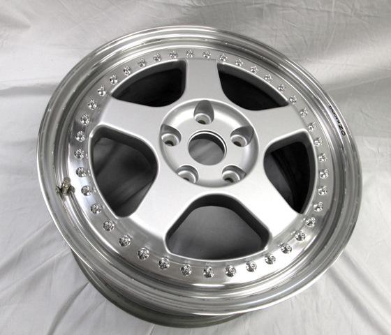 Lamborghini oem 97 diablo sv silver center front wheel rim 0051005042