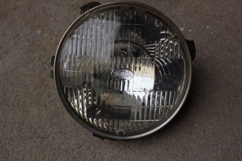 Jdm toyota carolla sprinter e15 right side headlight oem 1968-70