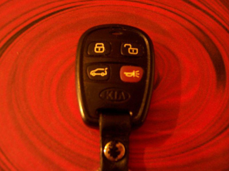 Keyless remote 2004 2005 2006 kia sorento fcc id: pln bontec-t016