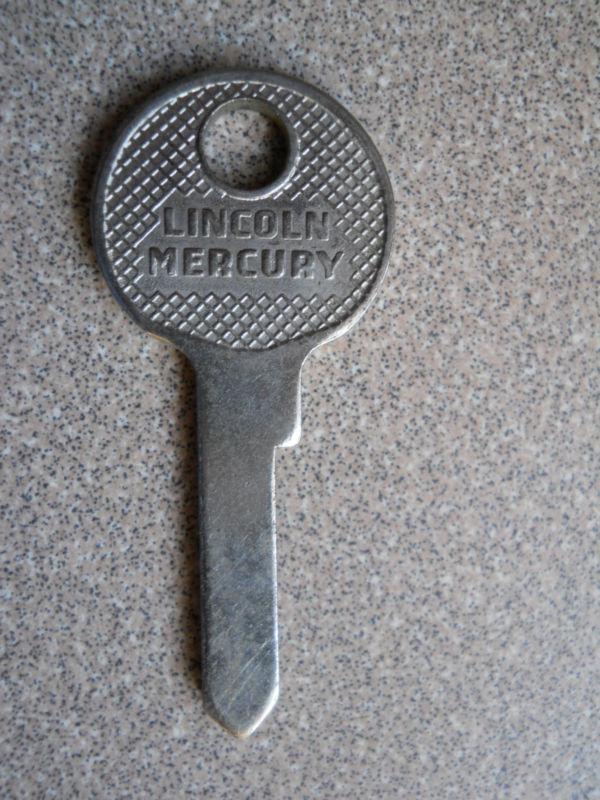 1949- 1953 stainless lincoln, mercury trunk key