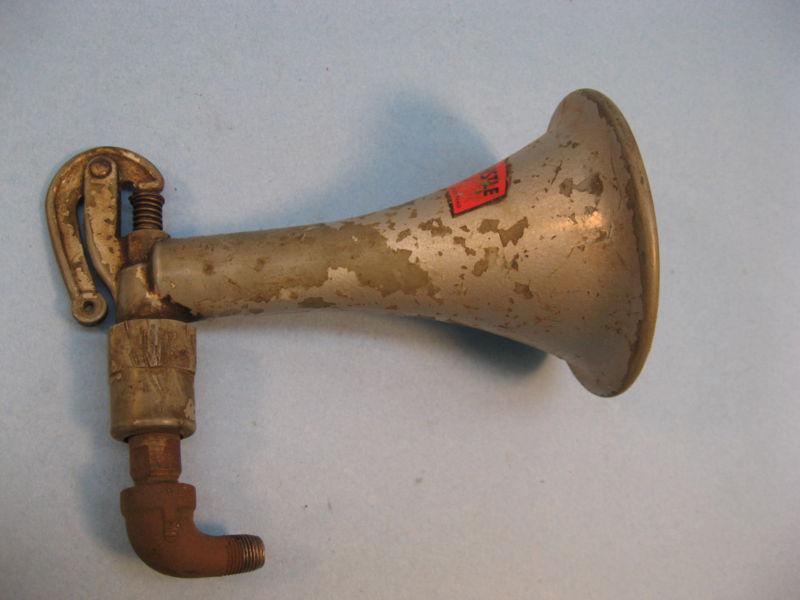 Purchase Hollywood Wolf Whistle car horn spark plug auto truck in Castle Rock, Washington, US