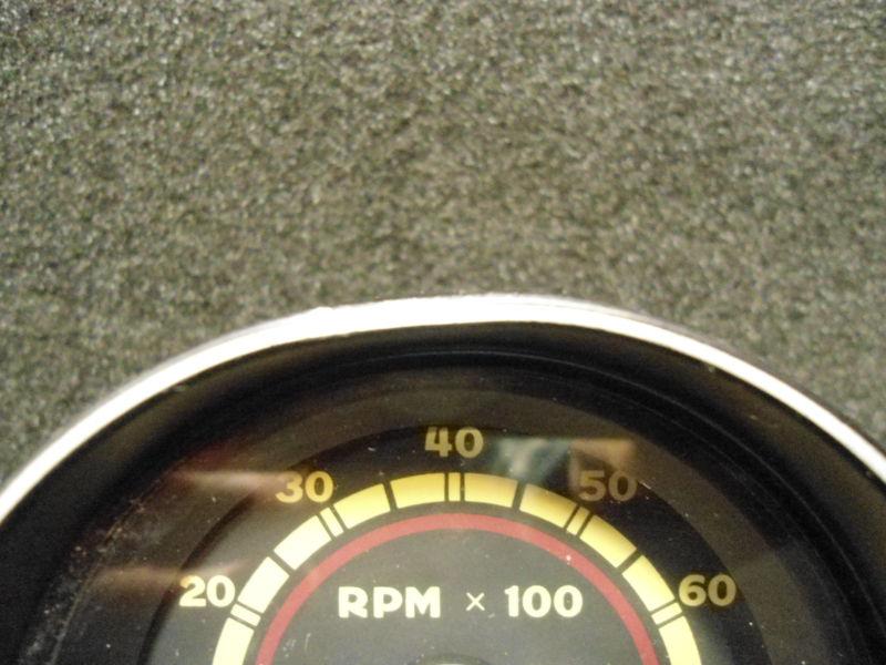 8000 RPM TACHOMETER 3.5