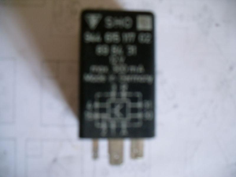 Purchase Porsche 944, 968 Sunroof Relay, 1985 to 1991 in Utica