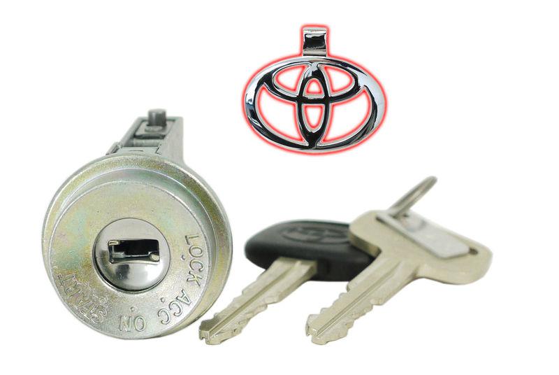 Toyota corolla "le"  98-02 ignition lock cylinder w/2 keys - original part