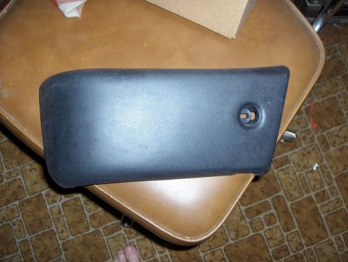 Toyota pu lh bumper end new to1004156