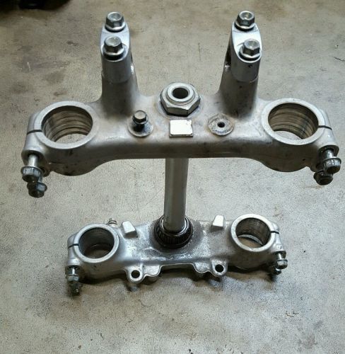 2001 honda xr 250r triple tree steering stem