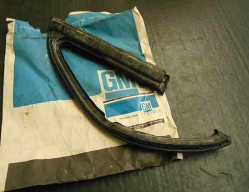 Nos gm 68 69 70 71 72 chevrolet chevy nova vent window weatherstrip gasket