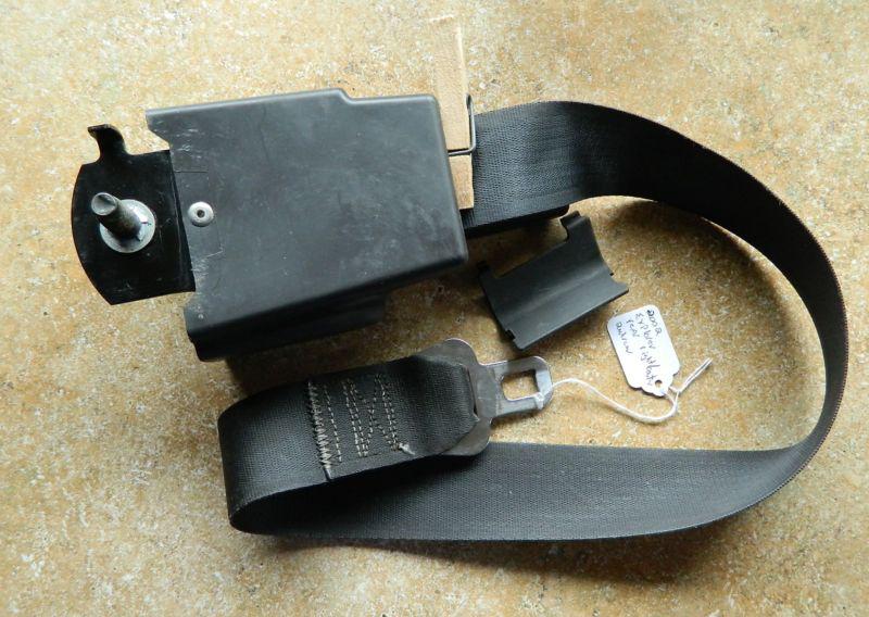 2002 03 04 05 ford explorer REAR 2nd row seat belt RIGHT and CENTER combo, US $59.00, image 4