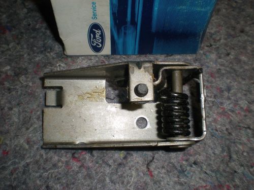 Nos 1980-1986 lincoln mark vi town car driver side door latch link new oem ford