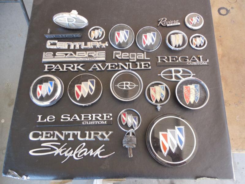 Buick emblems & hood ornaments - 24 pieces