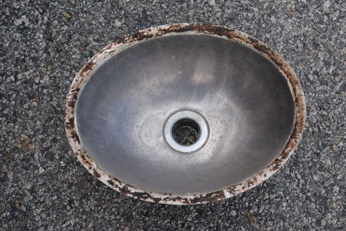 Stainless steel oval sink 15x12 inches
