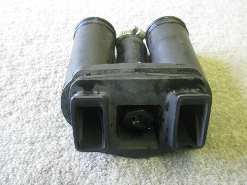 2001 johnson 90hp exhaust relief grommet and insert p/n 439953