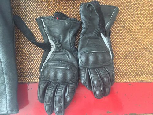 Womens revit gloves. black leather. keprotec schoeller. med excellent condition