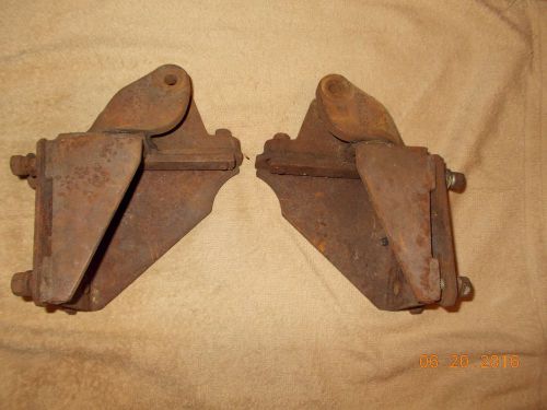 Chevrolet (1953) convertible top frame to body mounts fits pontiac