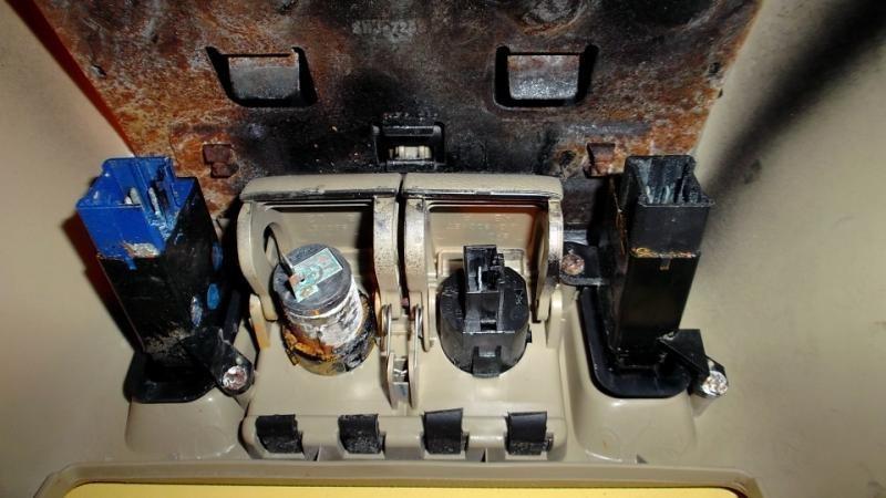 05 06 07 08 09 10 HONDA ODYSSEY ASH TRAY FRONT TAN, US $55.00, image 8