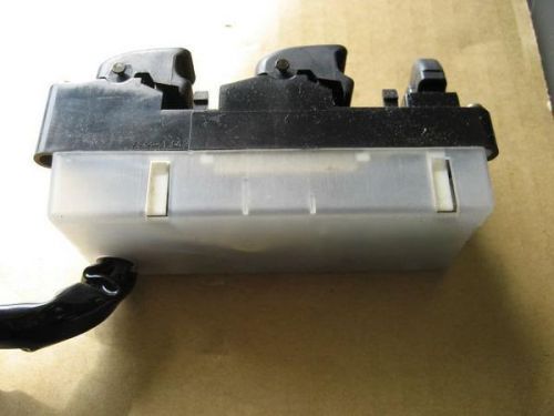 Daihatsu opti 1993 power window switch [0161900]