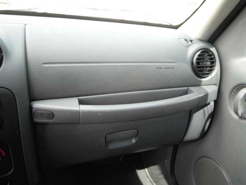 Purchase 05 JEEP LIBERTY GLOVE BOX, GRAY in Underwood, Indiana, US, for