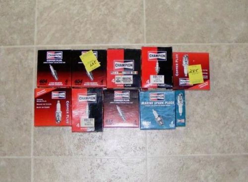 M1290 lot of vintage champion marine spark plugs 36 total plugs
