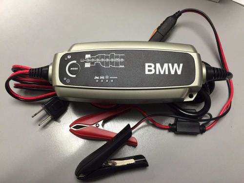 Bmw battery charger 61432408594  easy to read display automatic 8-stage charging