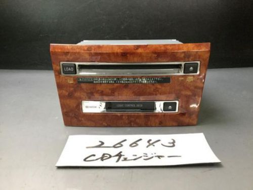 Toyota crown 2004 cd changer [0661250]