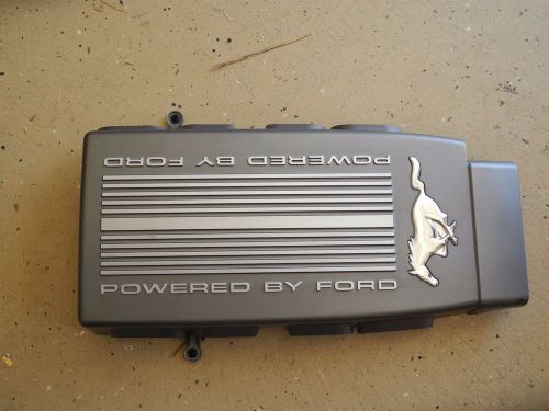 2005-2009 ford mustang gt 4.6l intake manifold engine cover