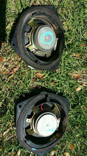 Toyota tundra sr5 2000-2006 front speaker brackets  left an right