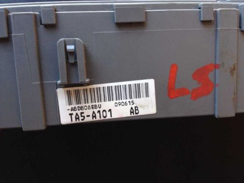 Fuse box engine engine compartment sedan 2.4l lx automatic fits accord 94010