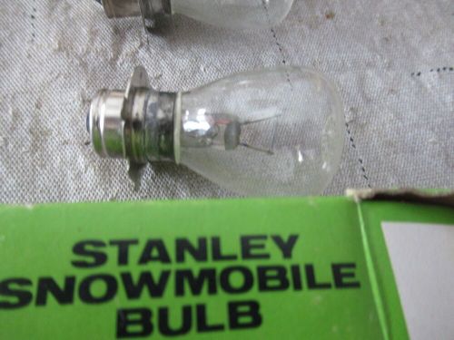 Pair of stanley snowmobile bulbs