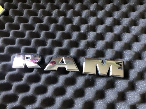 09-18 Ram 1500 Emblem, US $25.00, image 4