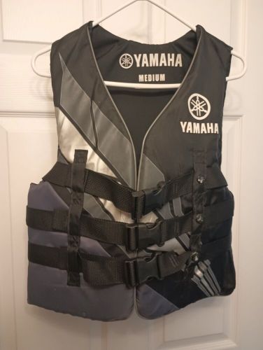 Yamaha 1713 SKI Life Vest Type III Medium Flotation Device 3 Buckle Closer, US $19.99, image 3
