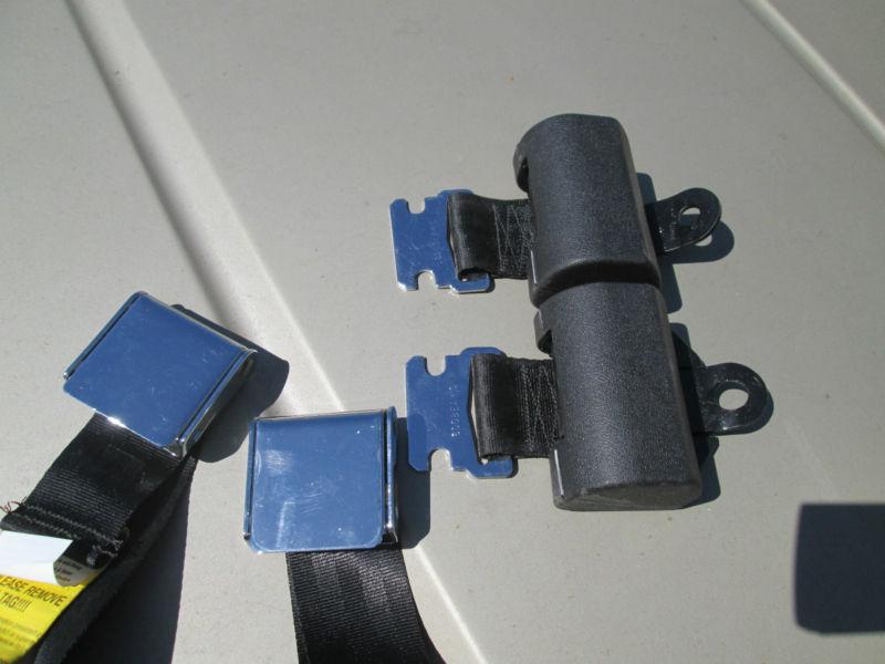 Purchase NEW RETRO BLACK SEAT BELTS WITH RETRACTORSFITS 2 PEOPLEMADE