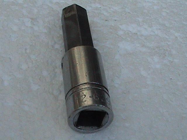 Armstrong u.s.a. 1/2" drive  5/8" hex  socket no# 12-629 armaloy  (very nice)