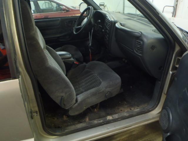 98 99 00 01 02 03 04 05 s10 blazer r. caliper front