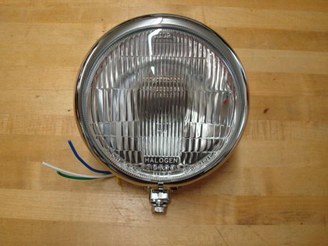 Universal halogen 5 3/4 bottom mount headlight