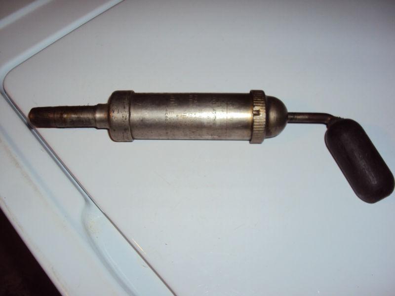 Gm chevy mopar ford impala cadillac lincoln mercury t bird alemite grease gun